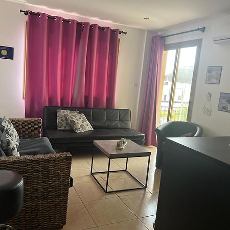 Charalambous Apartment Paphos Exteriör bild