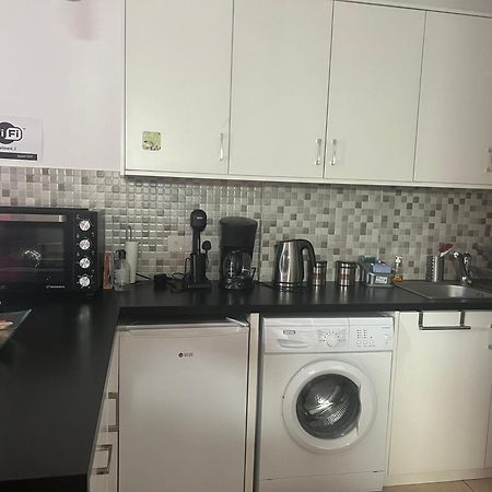 Charalambous Apartment Paphos Exteriör bild