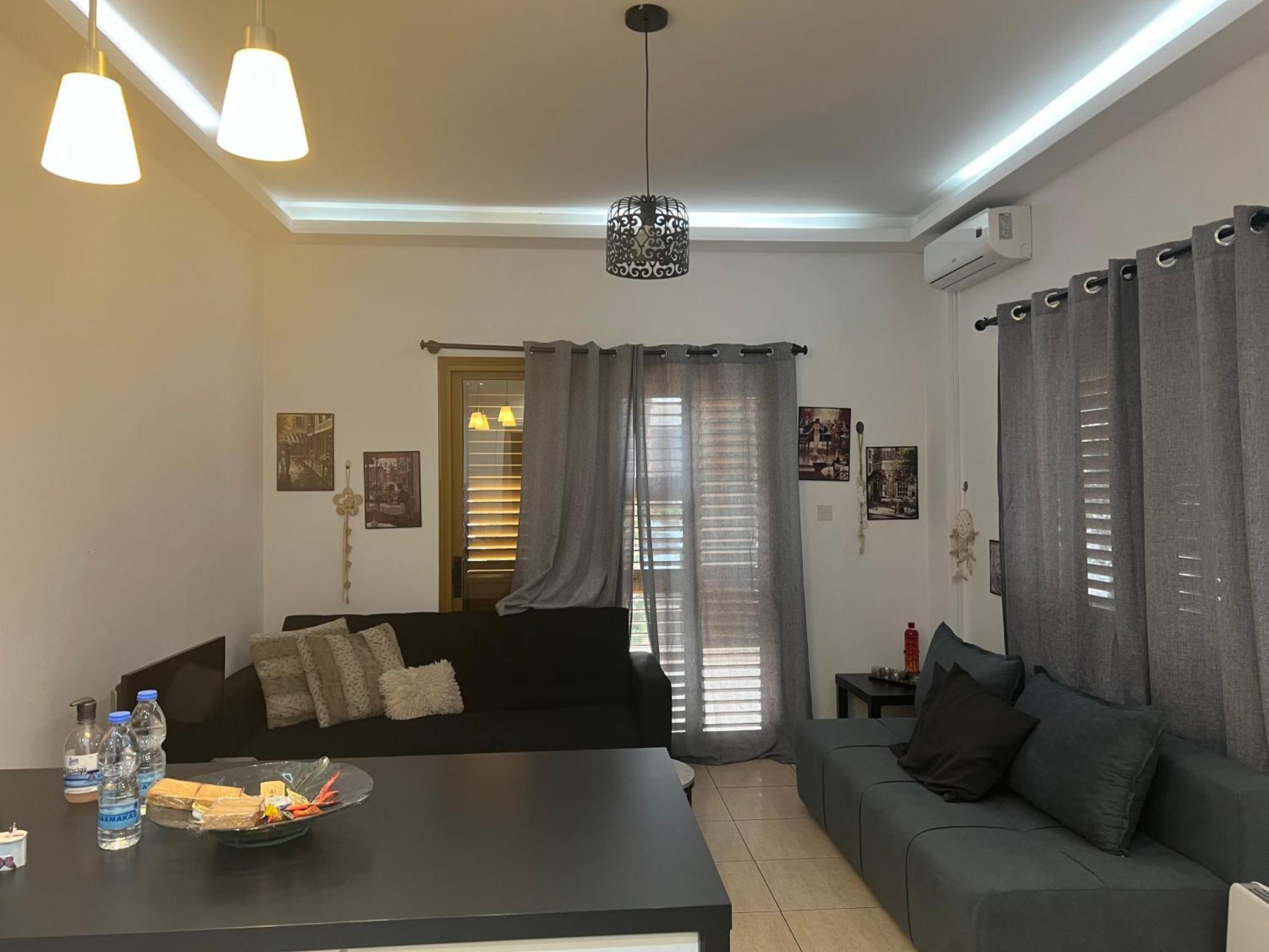 Charalambous Apartment Paphos Exteriör bild
