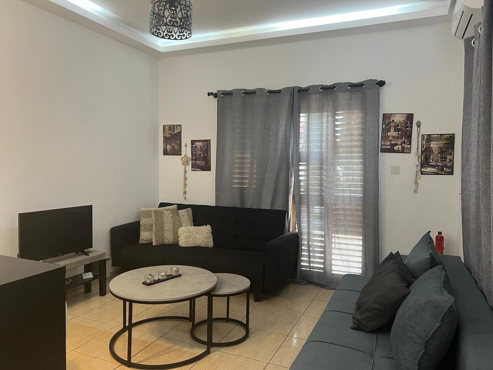 Charalambous Apartment Paphos Exteriör bild