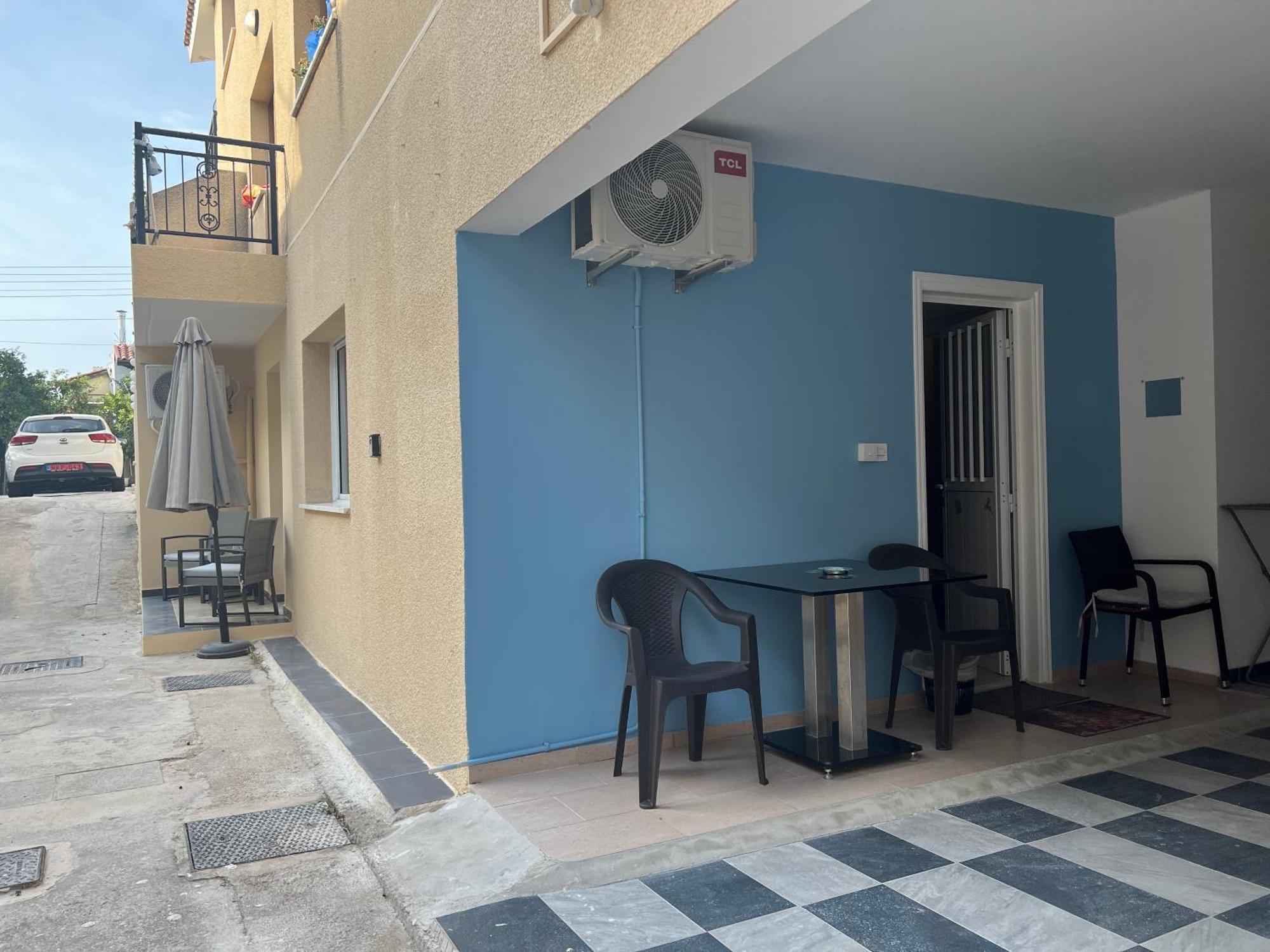 Charalambous Apartment Paphos Exteriör bild