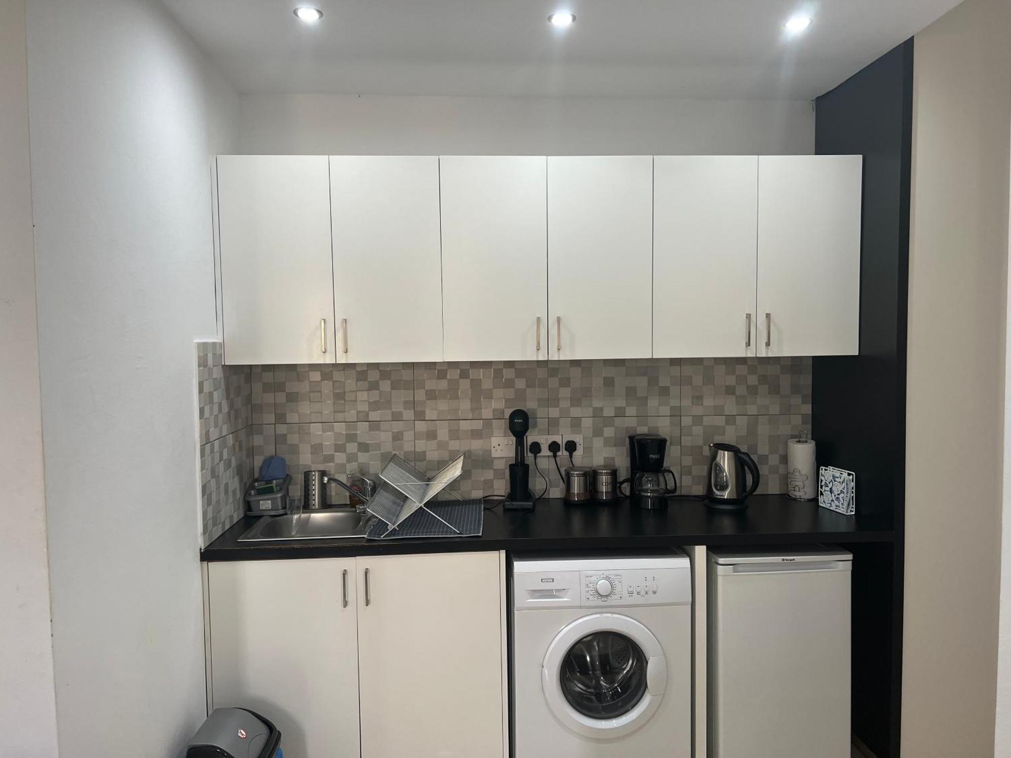 Charalambous Apartment Paphos Exteriör bild